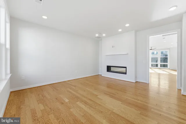 $3,750 | 13331 Launders Street, Herndon, VA 20171