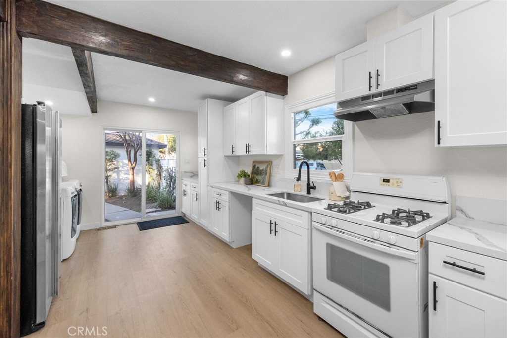 623 East 20th Street Santa Ana, CA 92706 - Photo 15 of 48