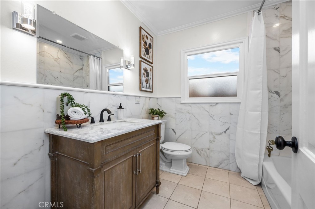 623 East 20th Street Santa Ana, CA 92706 - Photo 27 of 48