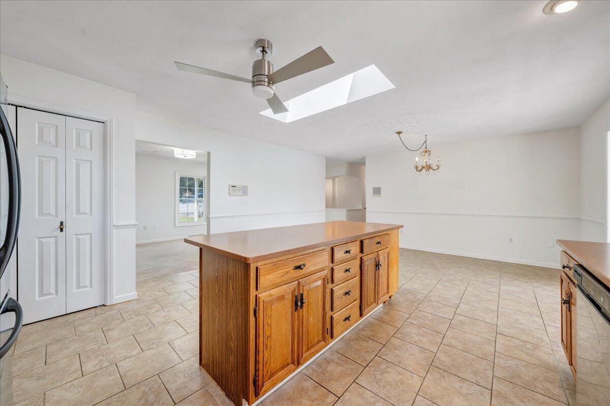 3222 Lakewood Forest Road Moneta, VA 24121 - Photo 23 of 97 23-MIB09765