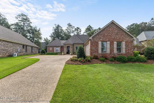 $498,000 | 69 Bridgefield Turn, Hattiesburg, MS 39402