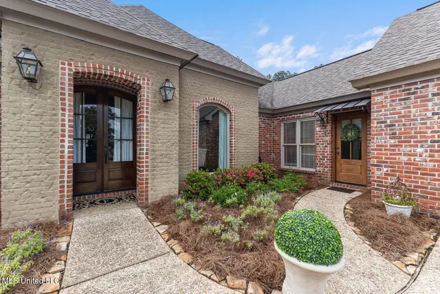 $498,000 | 69 Bridgefield Turn, Hattiesburg, MS 39402