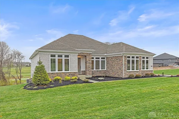 $859,900 | 2504 Bent Grass Drive, Beavercreek, OH 45431