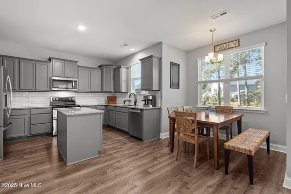 $2,400 | 709 Foggy Crossing Court, Aberdeen, NC 28315