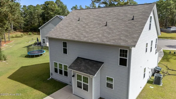 $2,400 | 709 Foggy Crossing Court, Aberdeen, NC 28315