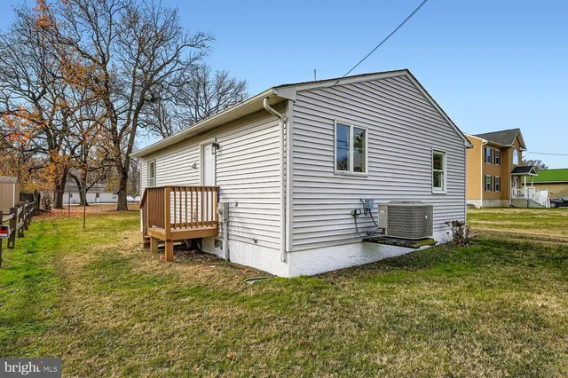 $239,000 | 2542 Sycamore Avenue, Baltimore, MD 21219