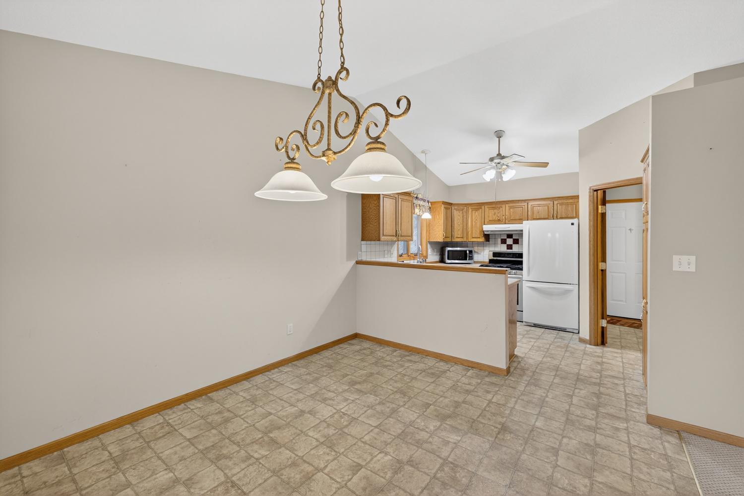 1606 17th Street Southwest Austin, MN 55912 - Photo 8 of 39