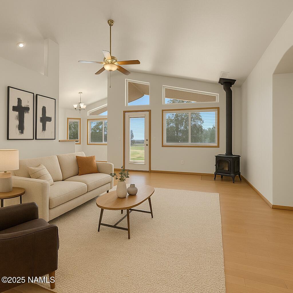 9644 North Bryant Road Flagstaff, AZ 86004 - Photo 6 of 54 Living room