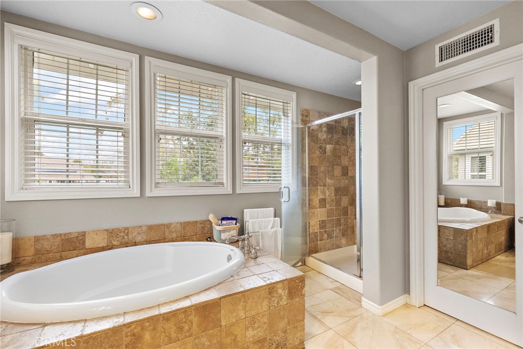17 Regents Park Ladera Ranch, CA 92694 - Photo 23 of 66