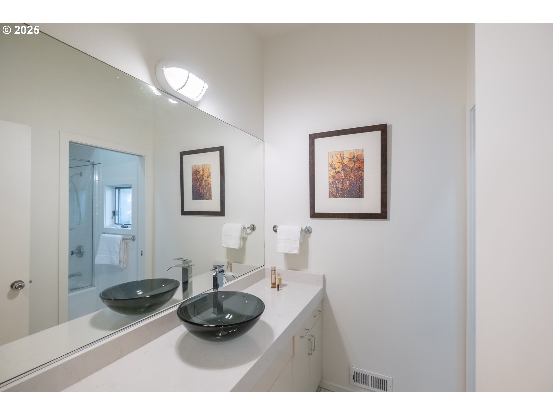 2790 Northwest Sulphur Springs Road Corvallis, OR 97330 - Photo 40 of 48 a kitchen with a sink and a stove with a mirror