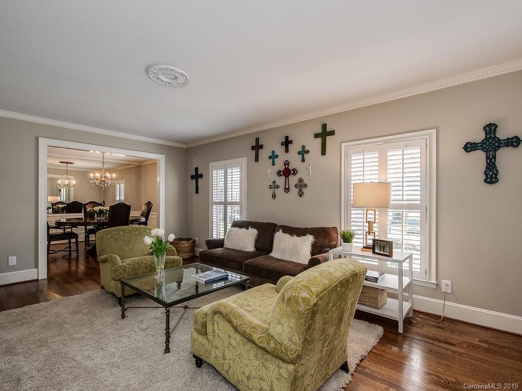 3108 Wickersham Road Charlotte, NC 28211 - Photo 4 of 34 a living room with furniture and a window
