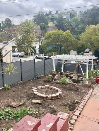 $3,500 | 1915 Echo Park, Los Angeles, CA 90026