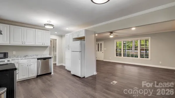 $1,845 | 502 Plantation Road, Lancaster, SC 29720