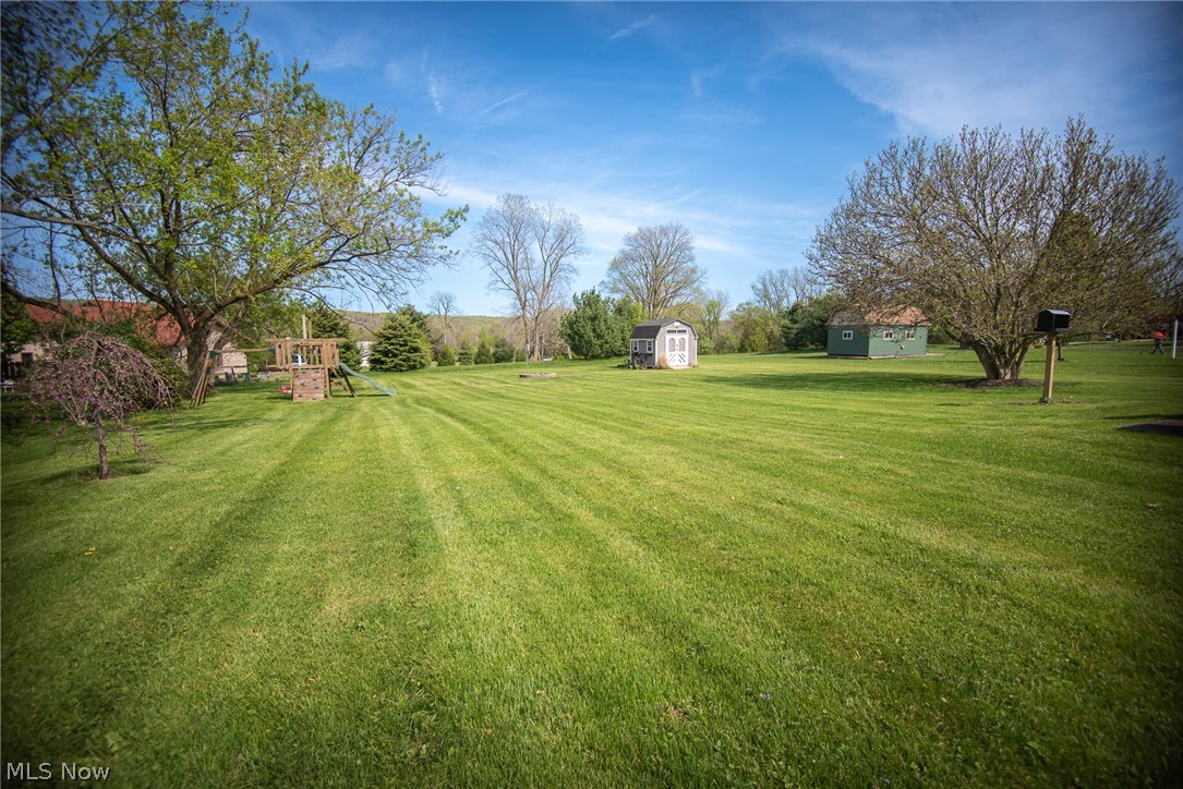 553 Ridge Road Hinckley, OH 44233 - Photo 32 of 35