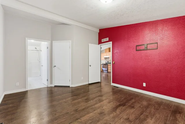 $399,500 | 38609 North Madison Road, Elk, WA 99009