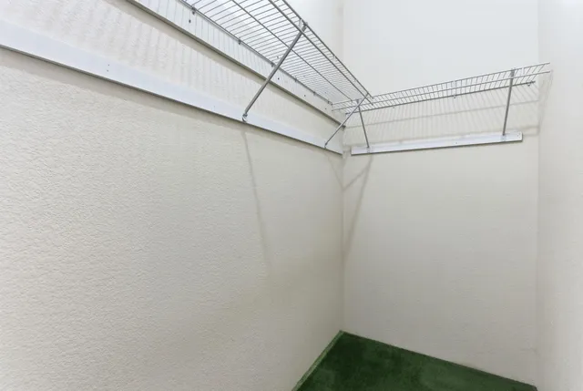 $399,500 | 38609 North Madison Road, Elk, WA 99009