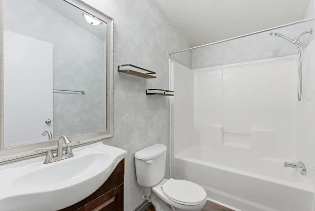 $399,500 | 38609 North Madison Road, Elk, WA 99009