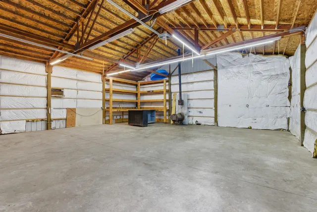 $399,500 | 38609 North Madison Road, Elk, WA 99009