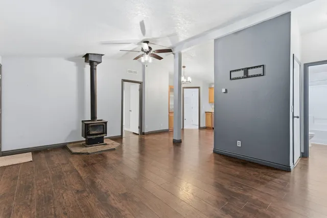 $399,500 | 38609 North Madison Road, Elk, WA 99009