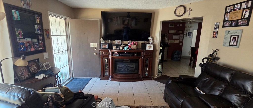 1548 Ranch Road San Bernardino, CA 92407 - Photo 5 of 26 a living room with furniture