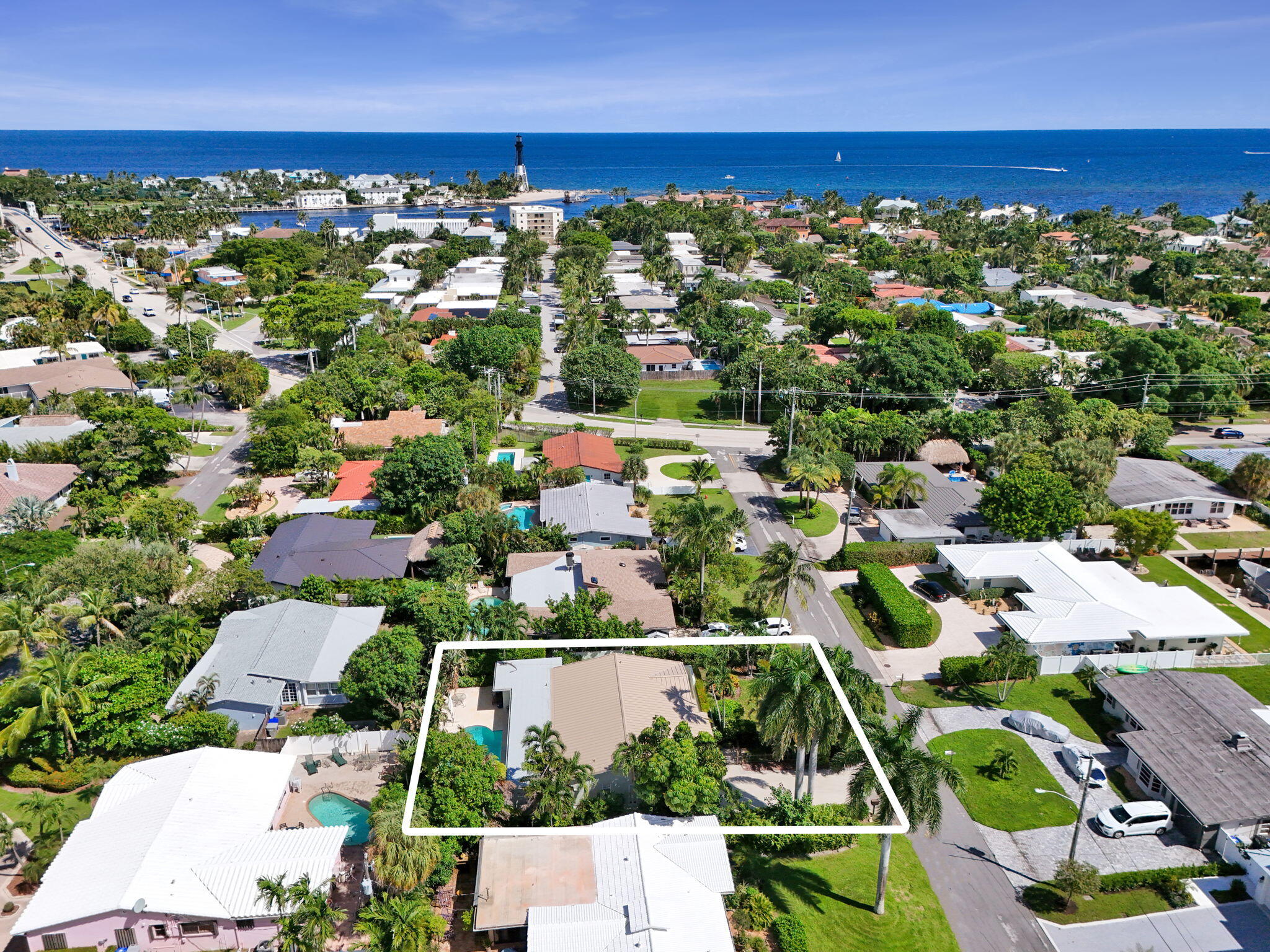 3207 Dover Road Pompano Beach, FL 33062 - Photo 2 of 57 Aerial View