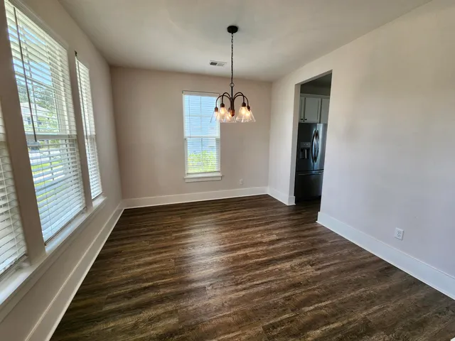 $2,350 | 575 Cross Park Lane, Summerville, SC 29486