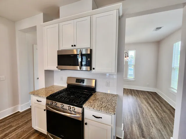 $2,350 | 575 Cross Park Lane, Summerville, SC 29486