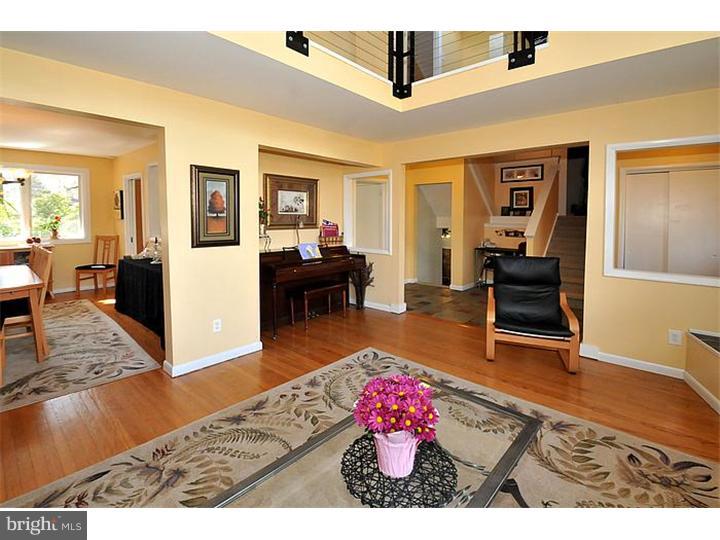 1032 Devon Road Rydal, PA 19046 - Photo 3 of 25 Living Room