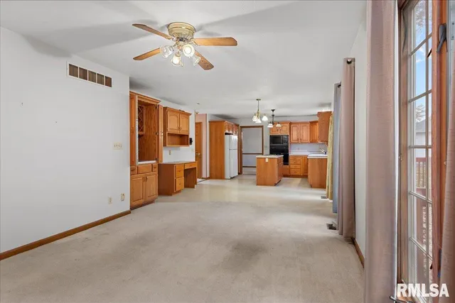 $369,900 | 2311 Chesapeake Landing, Springfield, IL 62712