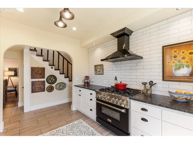 $549,900 | 1212 East 6th Street, Newberg, OR 97132