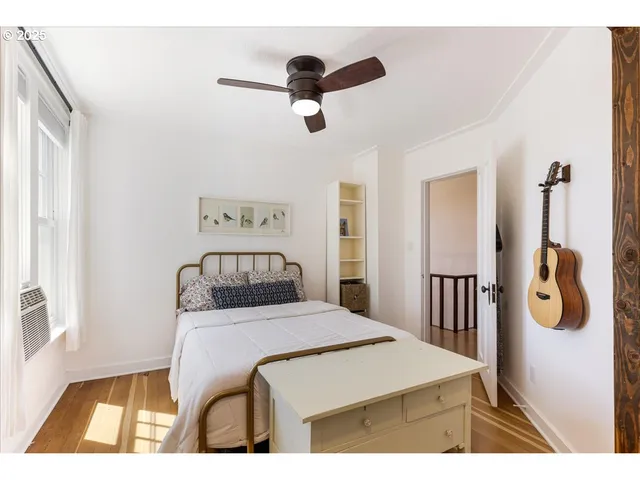 $549,900 | 1212 East 6th Street, Newberg, OR 97132