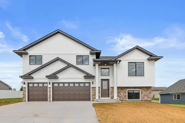 $385,000 | 829 North Grant Street, Ellsworth, WI 54011