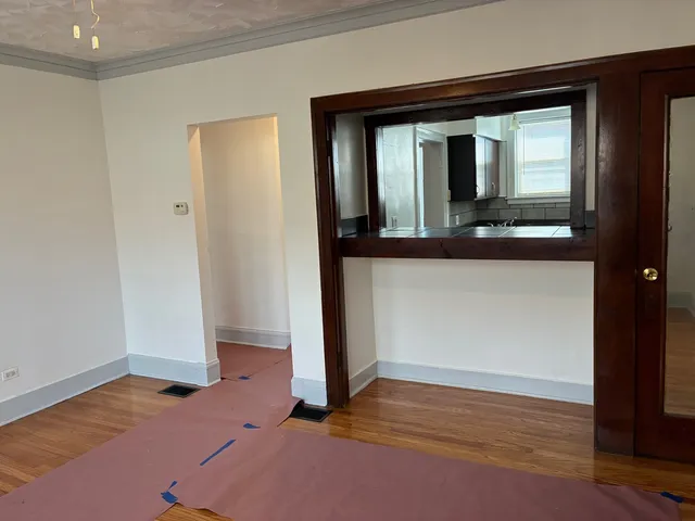 $1,200 | 1206 North Laramie Avenue, Unit 1A, Chicago, IL 60651