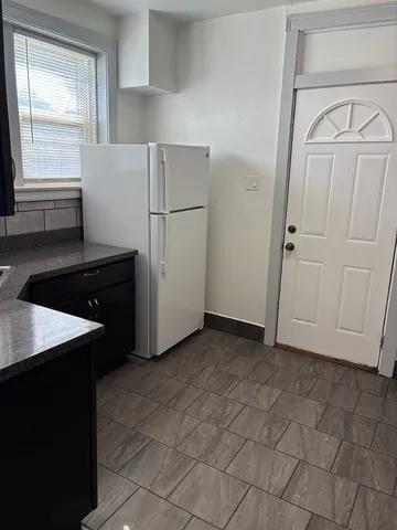 $1,200 | 1206 North Laramie Avenue, Unit 1A, Chicago, IL 60651