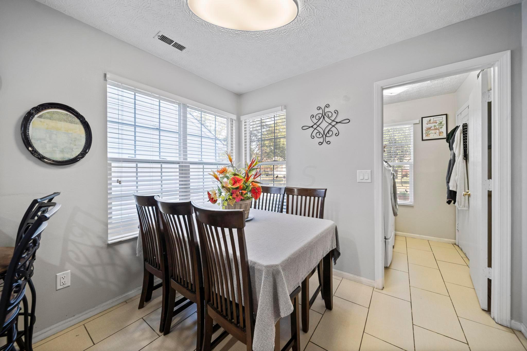 2141 Margo Road Columbus, OH 43229 - Photo 28 of 36 DSC03958