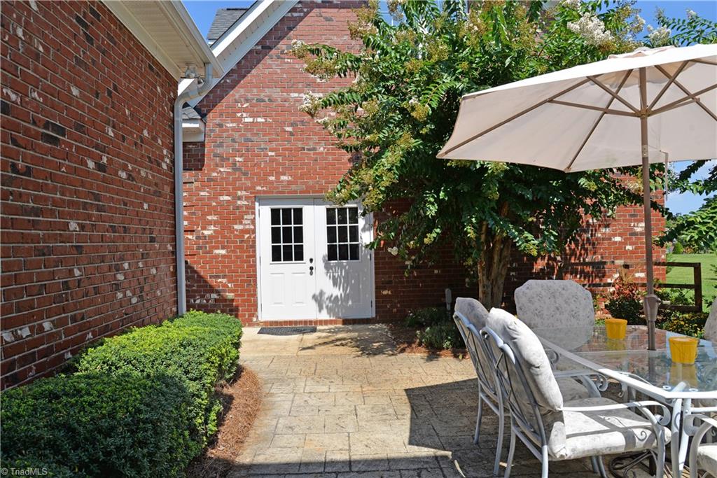 7496 Bethel View Court Oak Ridge, NC 27310 - Photo 17 of 25