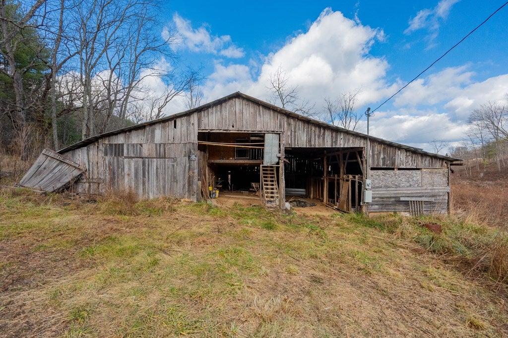 451 Summerfield Road Independence, VA 24348 - Photo 68 of 100 Gallery Image 68