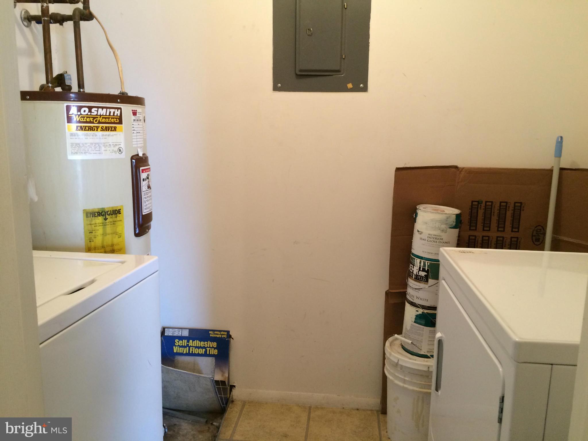 550 Heather Ridge Drive, Unit 7J Frederick, MD 21702 - Photo 2 of 11 Laundry
