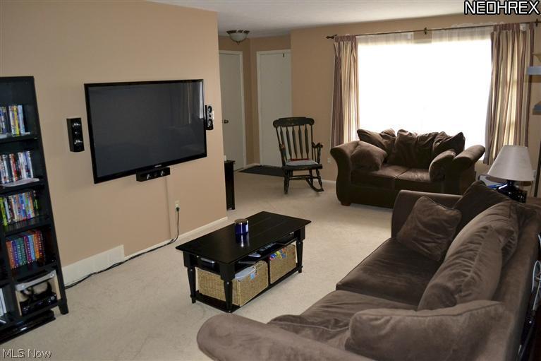 6472 State Road, Unit J18 Parma, OH 44134 - Photo 10 of 17 Gallery Image 10