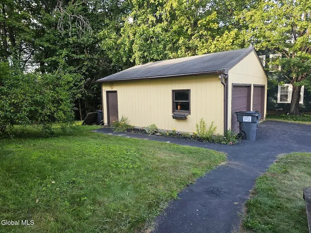 $209,000 | 115 Oak Street, Corinth, NY 12822