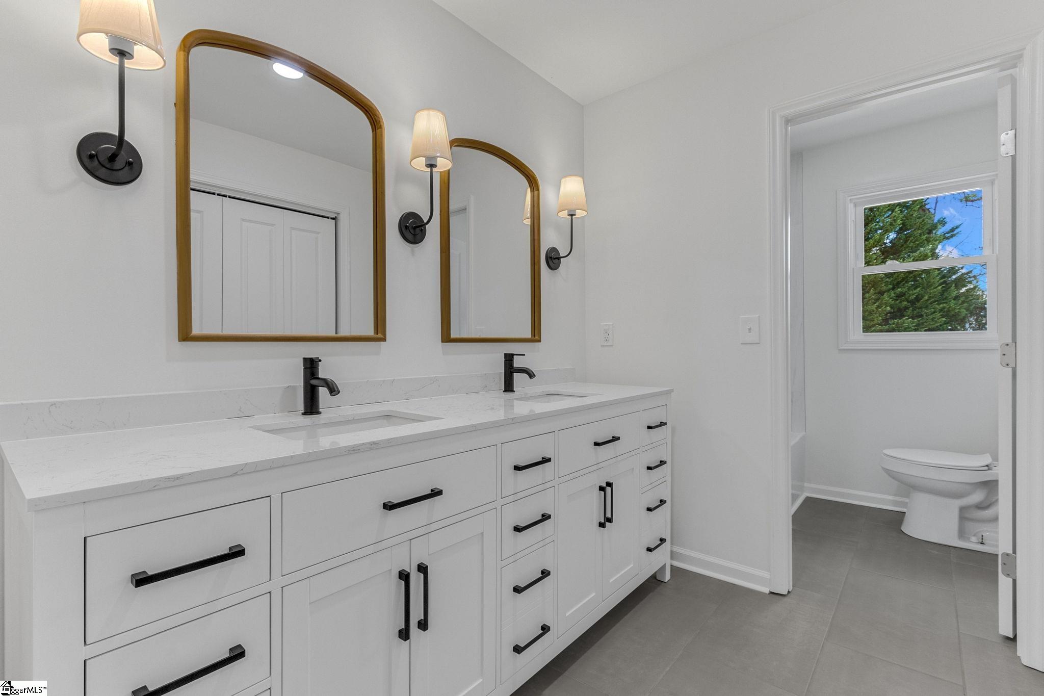 8 Chisolm Trail Greenville, SC 29607 - Photo 19 of 36 Gallery Image 19