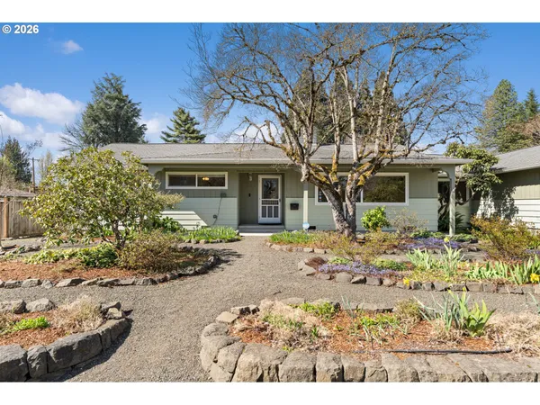 $1,200,000 | 394 Cherry Drive, Eugene, OR 97401
