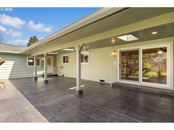 $1,200,000 | 394 Cherry Drive, Eugene, OR 97401