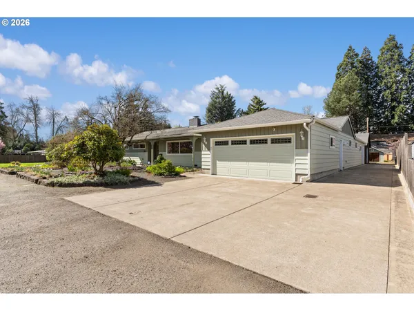 $1,200,000 | 394 Cherry Drive, Eugene, OR 97401