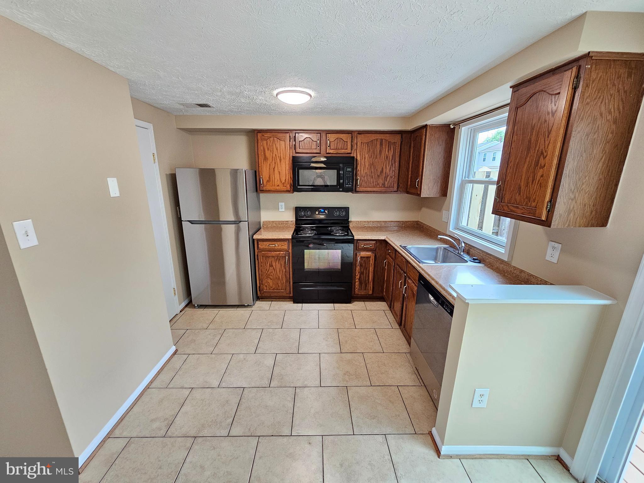 509 Beebe Court Frederick, MD 21703 - Photo 11 of 28 Kitchen