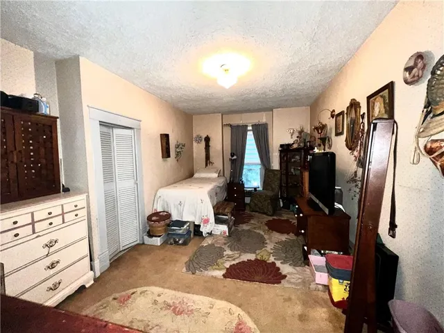 $158,000 | 607 Military Avenue, Baxter Springs, KS 66713