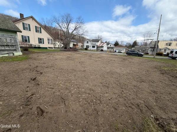 $18,000 | 17 Davis Street, Whitehall, NY 12887