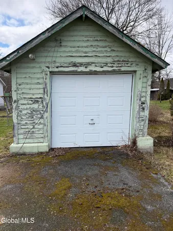 $18,000 | 17 Davis Street, Whitehall, NY 12887