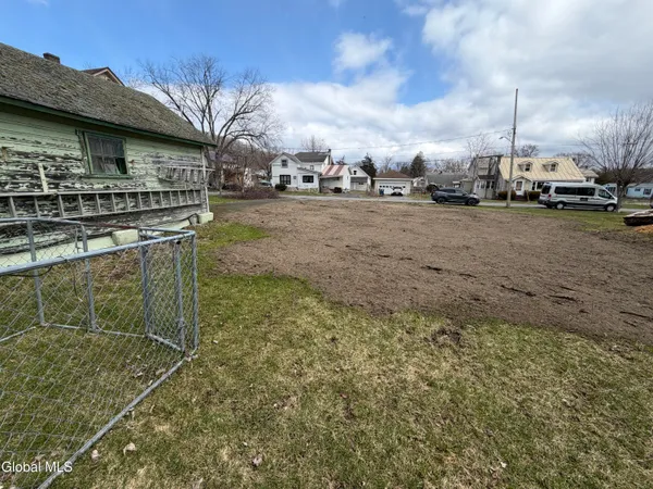 $18,000 | 17 Davis Street, Whitehall, NY 12887