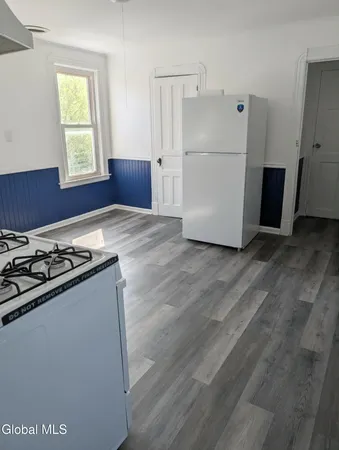 $1,600 | 120 Degraff Street, Unit 3, Schenectady, NY 12308